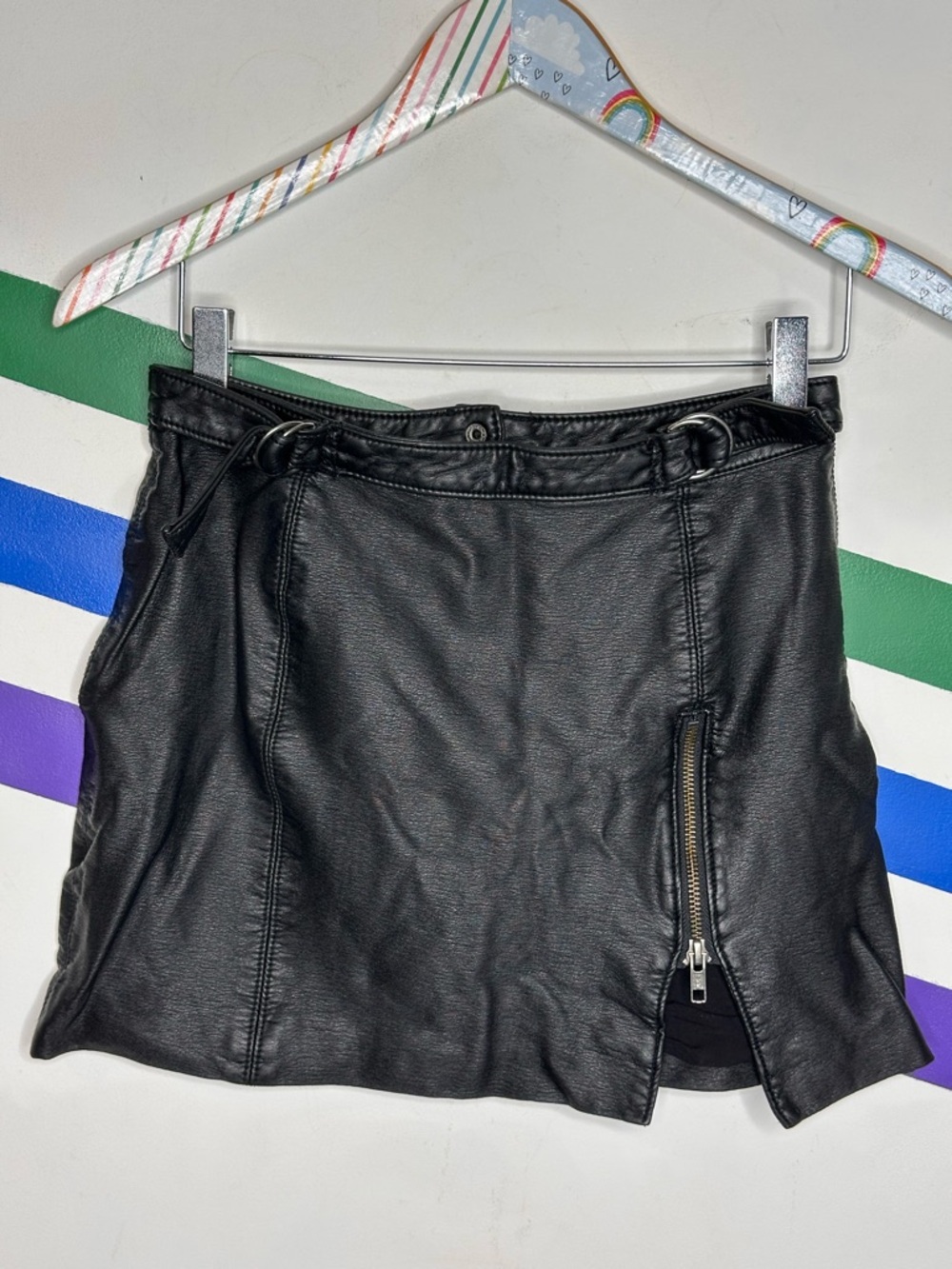 Free People faux leather adjustable waist zip slit mini skirt size 2